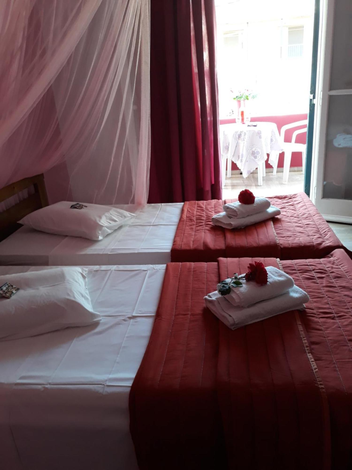 Margaritas' Rooms Агиос-Гордиос Экстерьер фото