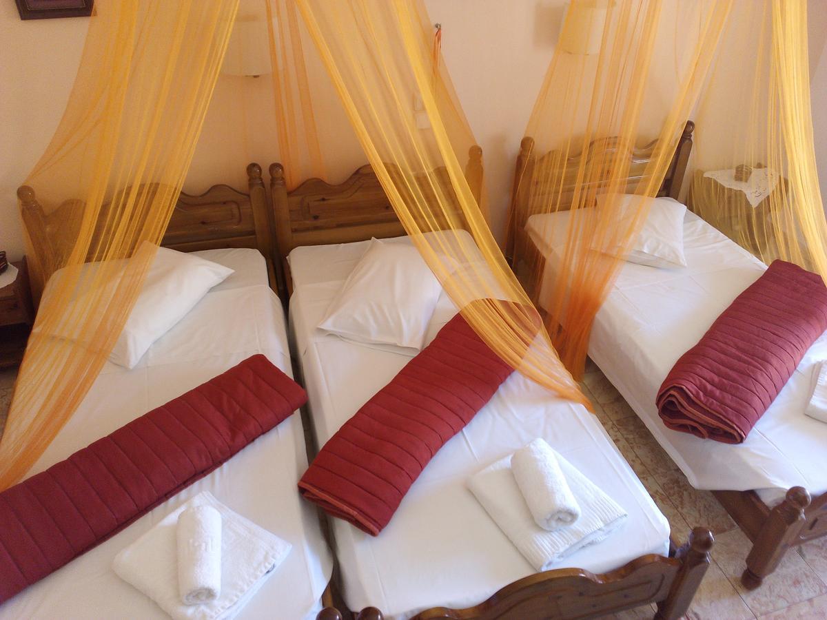 Margaritas' Rooms Агиос-Гордиос Экстерьер фото