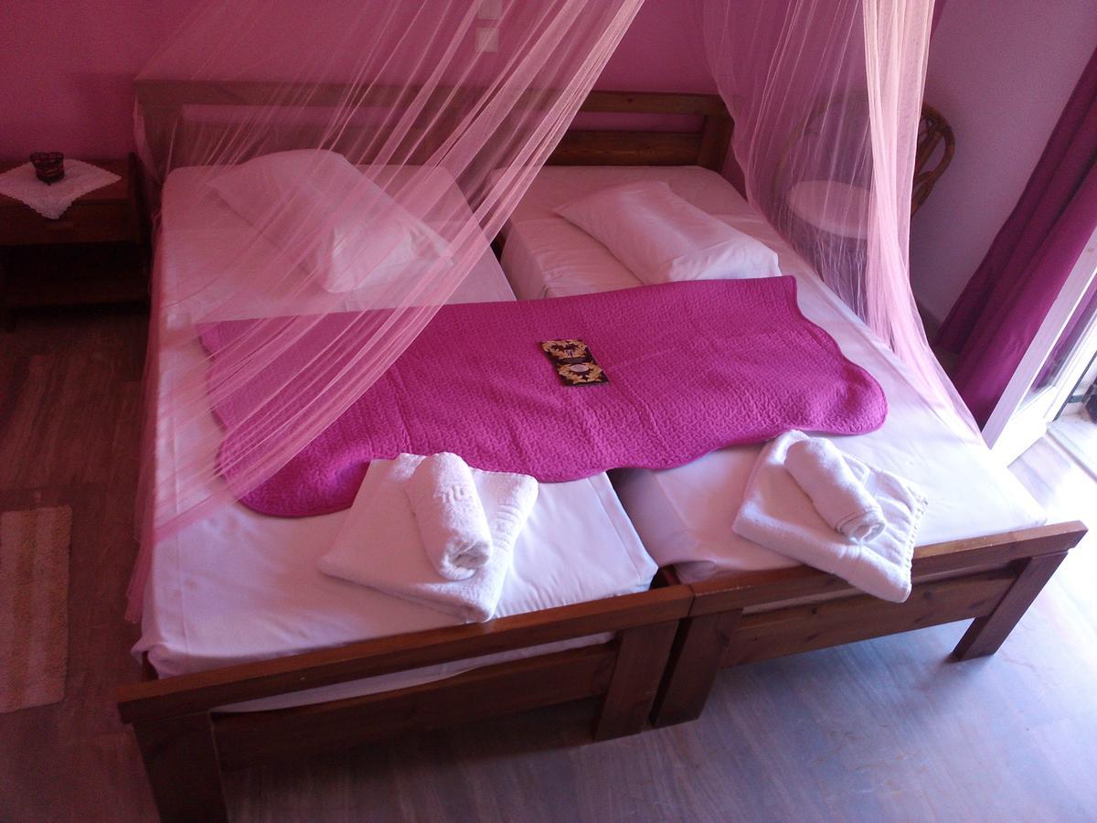 Margaritas' Rooms Агиос-Гордиос Экстерьер фото